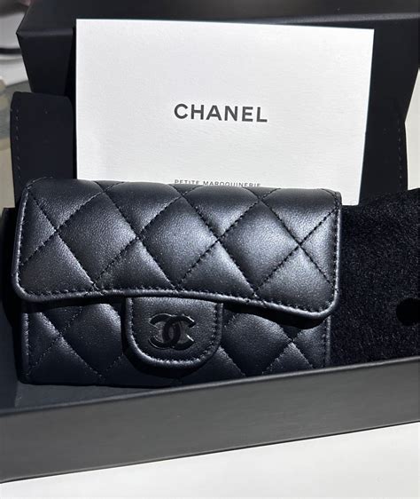 chanel so black 23b